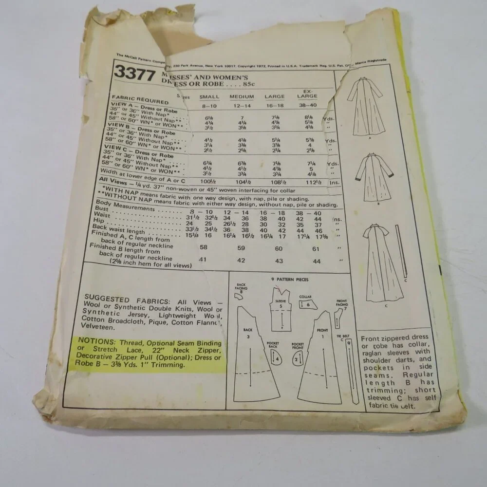 McCall's 3377 sewing pattern  dress, robe